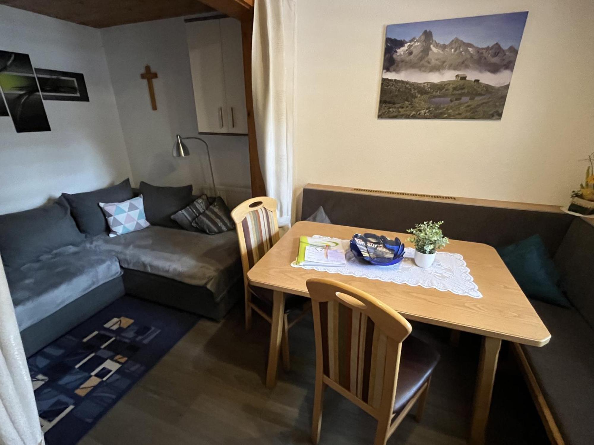 Apartment Familie Thomas Und Angelika Melmer Sankt Leonhard im Pitztal Exterior photo